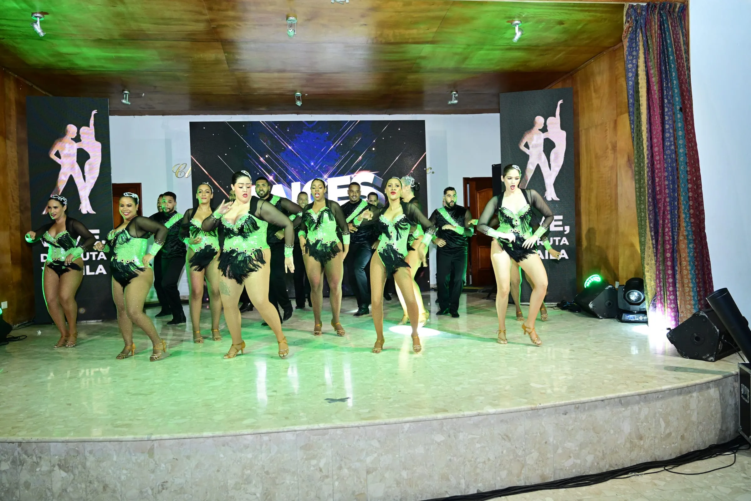 Tercer aniversario de Raíces, foto 14 de 46